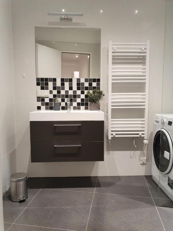 Smarte Dachgeschosswohnung Mit 2 Terrassen Direkt Am Hauptbahnhof فيينا المظهر الخارجي الصورة